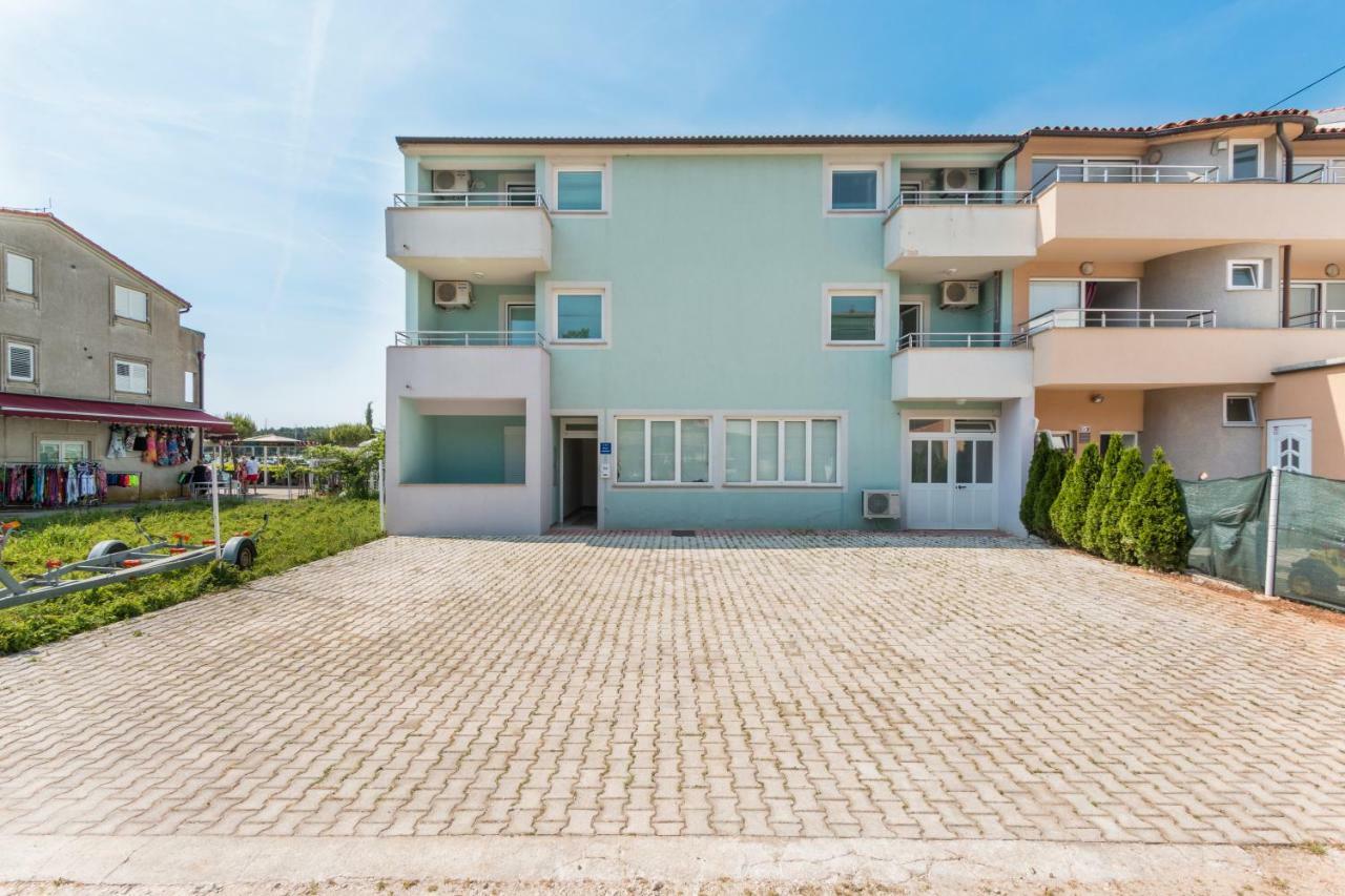 Apartments Riva Medulin Exteriör bild
